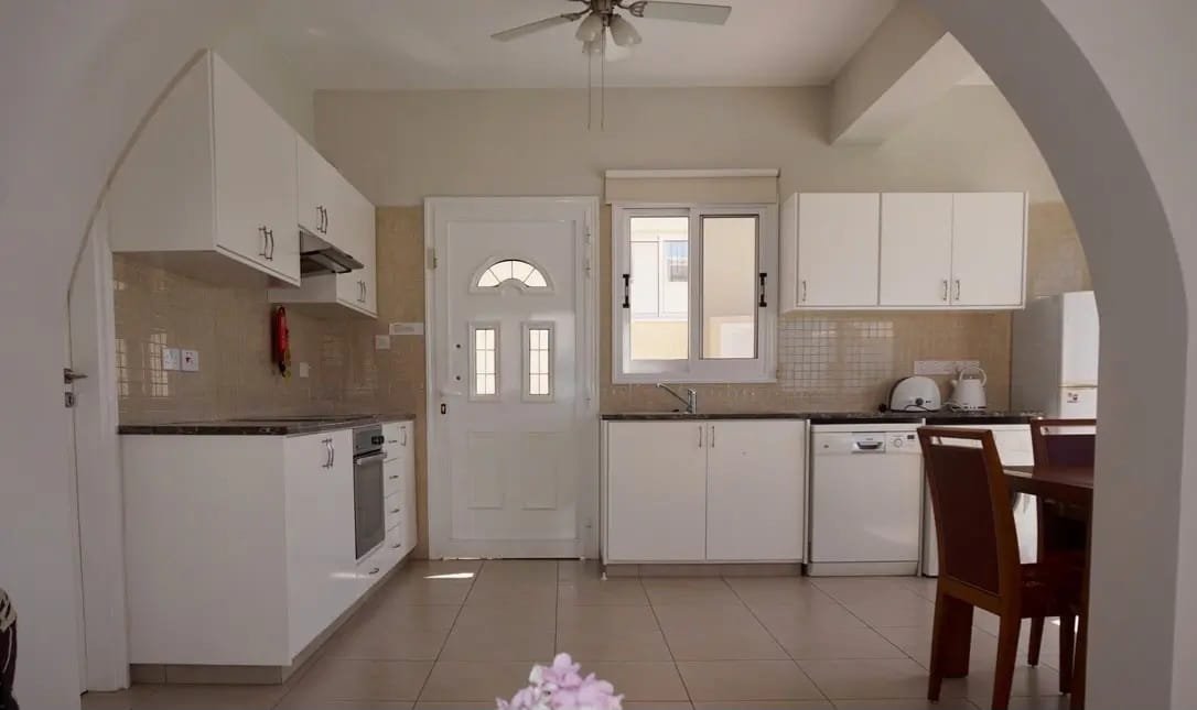 House in Tala - Image 3