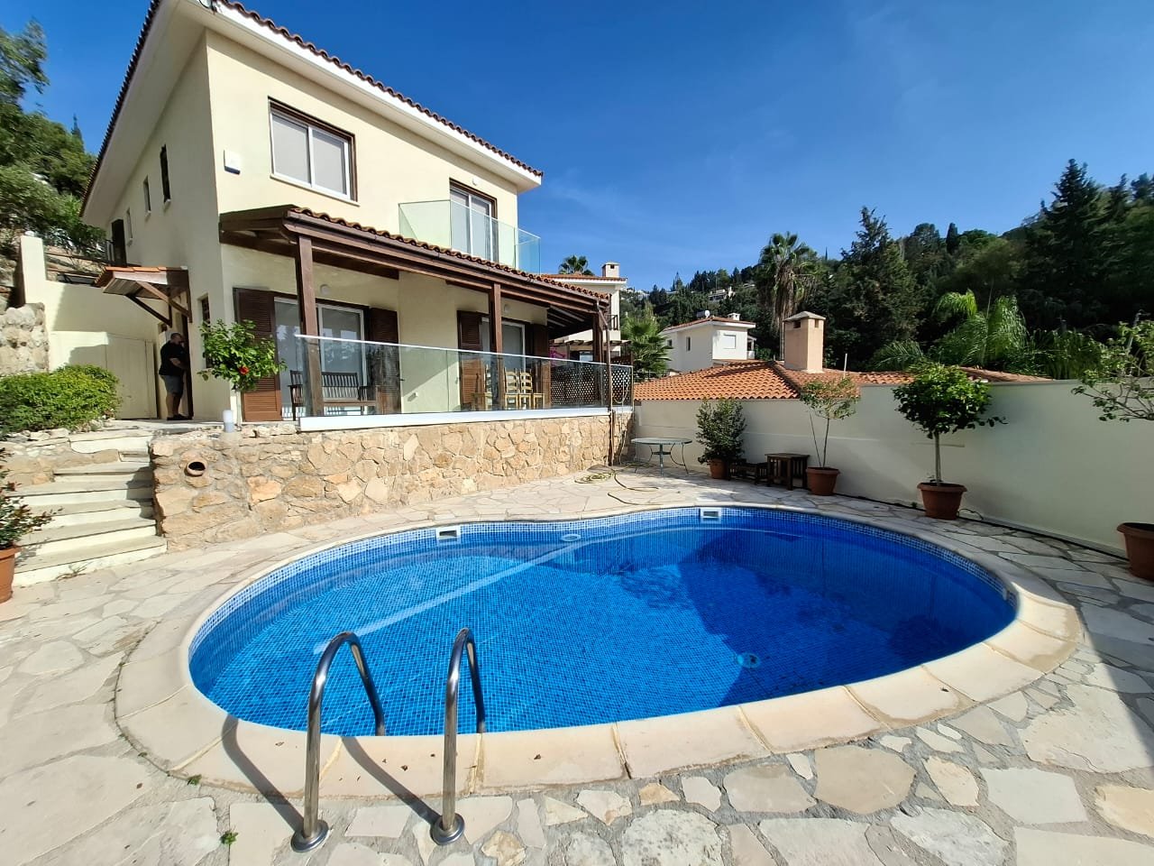 House in Tala - view 1