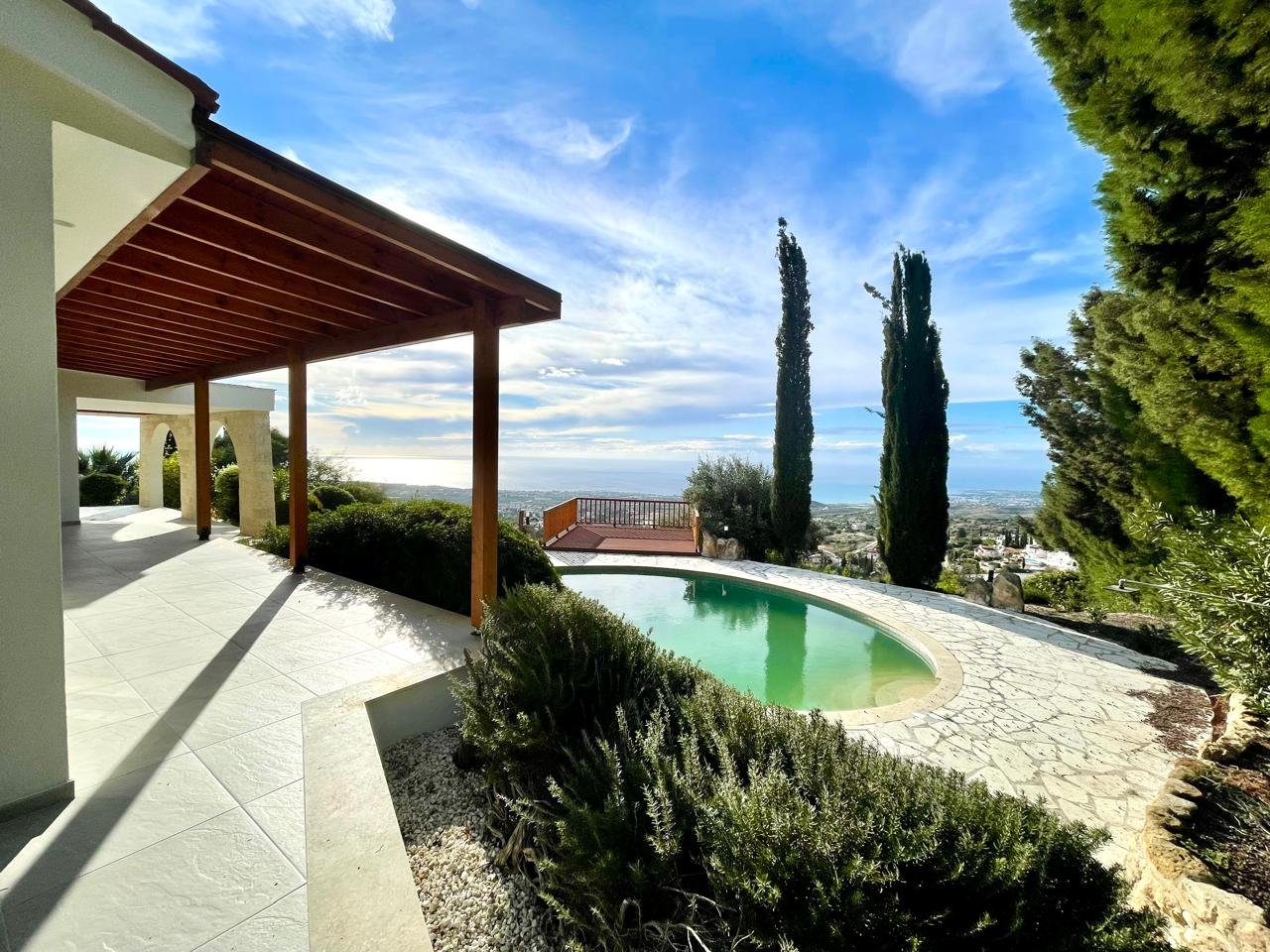 House in Tala - view 1